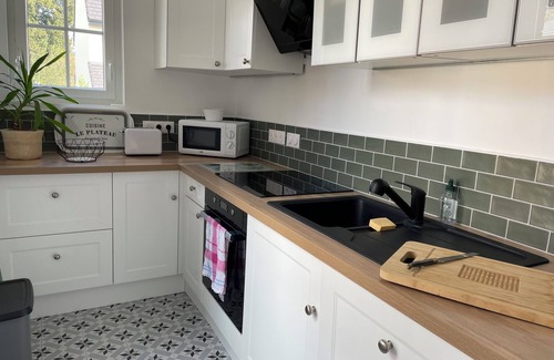 Saint-Just-en-Chaussee House | "Le Quatorze" pleasant town house, fully renovated with enclosed garden