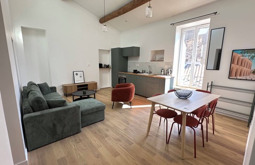 Nimes City Centre Apartment | Le Questel