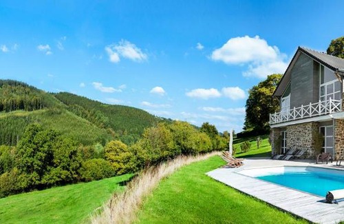 Stoumont House | Le Rêve d'Elise