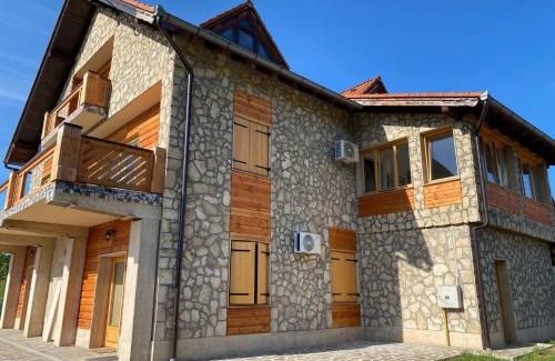 Cernik Apartment | Le Ranch