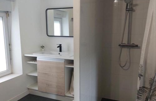 La Tessoualle House | Le refuge du lac