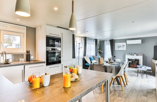 Sainte-Foy Cottage | Le Refuge du Lac*Wellness & Comfort with breathtaking view of the lake*Near the sea