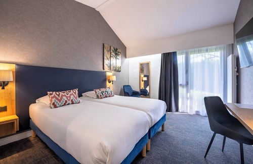 Sauvigny-le-Bois Hotel | Le relais fleuri, Hôtel et restaurant Logis - Avallon