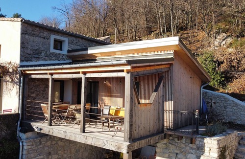Arphy Cottage | Le Repaire Les Vignals gîtes and events Cévennes exceptional view swimming pool