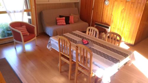 Mondigny House | Le repos du brigand