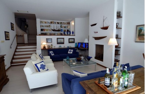 Madonna delle Grazie Villa | Le Rocce - zz LE ROCCE