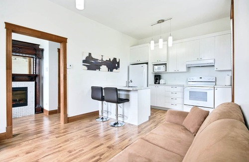 Desjardins Apartment | Le Roméo | Exceptional environment | BBQ & Office |