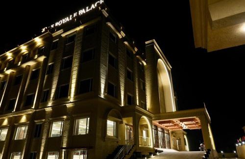 Karaikal Hotel | Le Royale Palace