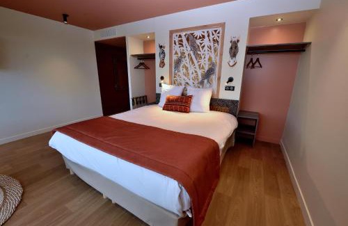 Lumigny-Nesles-Ormeaux Hotel | Le Royaume des Lions