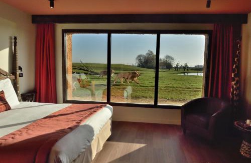 Lumigny-Nesles-Ormeaux Hotel | Le Royaume des Lions