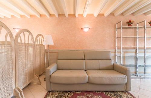 Pont-Sainte-Marie Apartment | Le RUBIS - Confort - Proche Mag Outlet Troyes - Parking gratuit