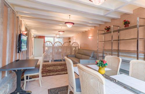 Pont-Sainte-Marie Apartment | Le RUBIS - Confort - Proche Mag Outlet Troyes - Parking gratuit