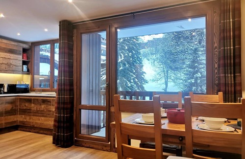 Les Avanchers-Valmorel Apartment | Le Ruisseau 25 - 2-room apartment close to the slopes