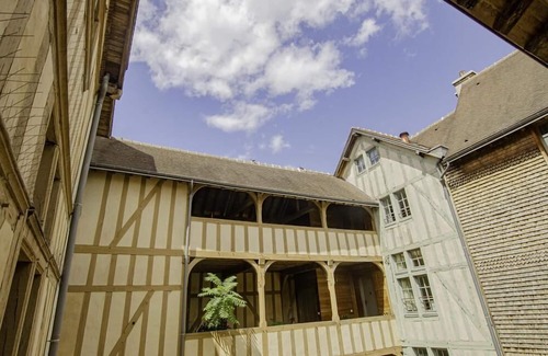 Old Town Apartment | Le Sacré Troyes - TROYES