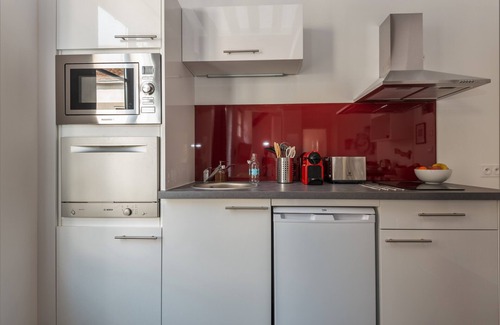 Chartres Apartment | Le Saint-Aignan near Chartres cathedral Classified 3 * parking lot just a few minutes away