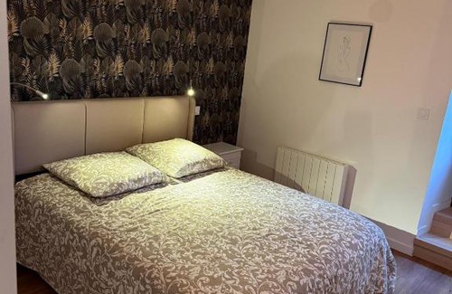 Saint-Laurent-sur-Gorre Apartment | Le Saint Laurent apartment
