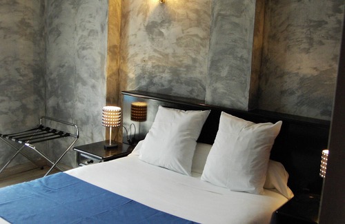 Saint-Pierre-de-Chignac Hotel | Le Saint Pierre