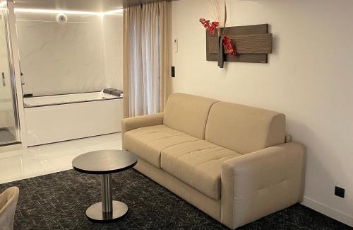 Cormeilles-en-Vexin Hotel | Le Sainte Jeanne