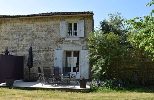 Louzignac Apartment | LE Saintonge Gite 3
