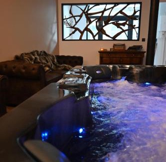 Coteaux Ouest Apartment | Le secret d’Adam