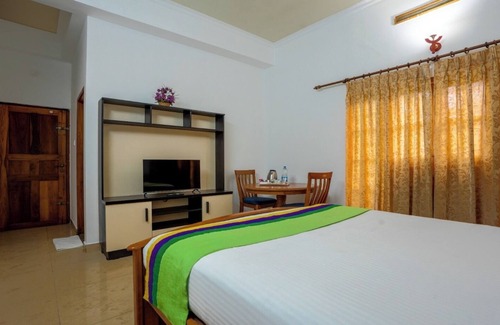 Chinnakanal Hotel | Le Selena Munnar