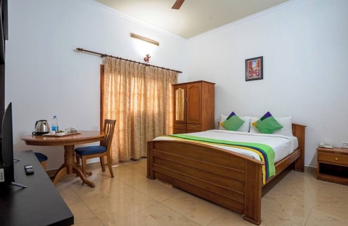 Chinnakanal Hotel | Le Selena Munnar