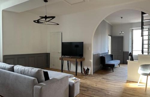 Centre Ville d'Ales Apartment | Le Sept