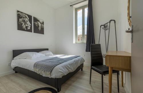 Castelsarrasin Apartment | LE SICRE - T3 confort, centre Castelsarrasin, parking