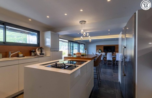 Brison-Saint-Innocent House | LE ST-INN - BRISON SAINT INNOCENT