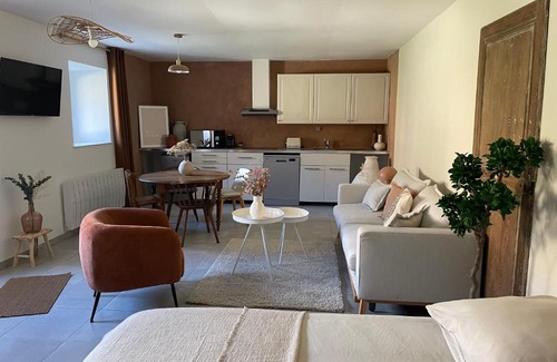Tournes Apartment | Le Studio D’Achille