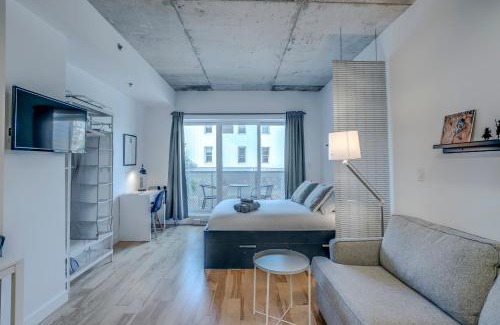Vieux-Limoilou Apartment | Le Studio Picasso "parking inclus"