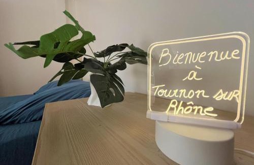 Tournon-sur-Rhone Apartment | Le studio Théolier - Tournon-sur-Rhône