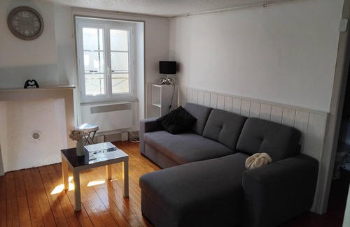 Charolles Apartment | Le temeraire appartement
