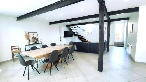 Damouzy House | Le temple