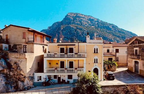 Civita Bed & Breakfast | Le Terrazze Sul Pollino B&B