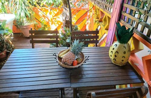 Piton Saint-Leu Ski Chalet | Le Ti Citron Vert - Baignoire à ciel ouvert et refuge coloré -