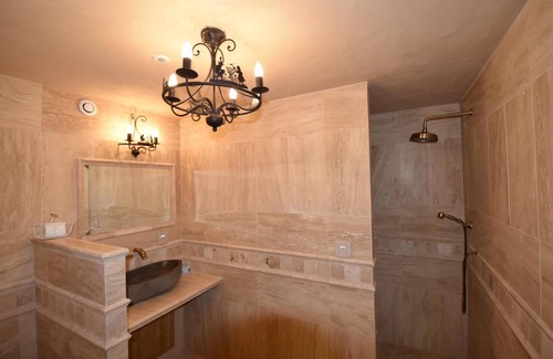 Verrieres-de-Joux Hotel | Le Tillau