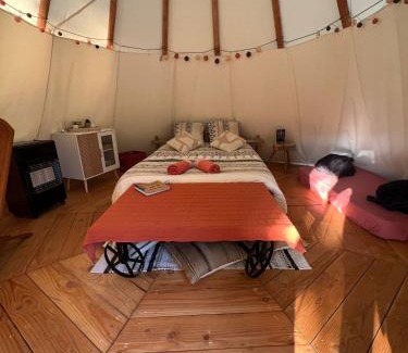 Cambounes Other | Le tipi à Marie, déconnectez- vous !