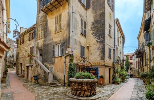 La Turbie Apartment | Le Turbiasque - apt climatisé - 500m de la plage
