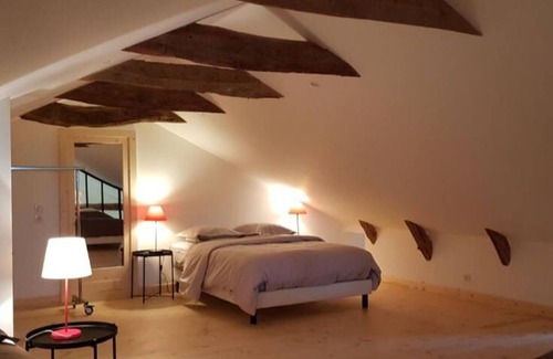 Saint-Etienne-Lardeyrol Bed & Breakfast | Le Vanoir et L'herminette