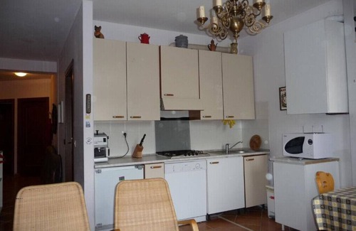 Bogliaco Apartment | Le Vele, Theater Home - in the centre of Bogliaco with marvellous lake view