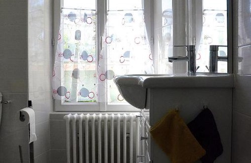 Reaux Bed & Breakfast | Le Vieux Noyer