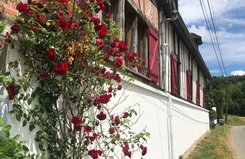 Labosse House | "Le Viverlot" Charming farmhouse on the edge of the village