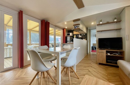 Morbihan House | « Le Voyage »- Mobilhome 64 Vue mer 8p à 10mètres de la Plage