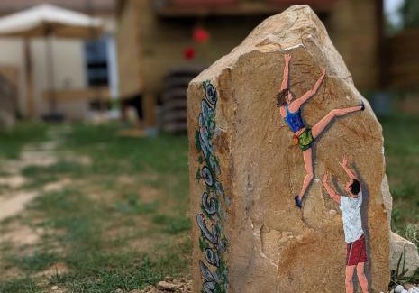 Acheres-la-Foret Ski Chalet | Le Woody Lodge, Large cottage with wooden deck and chalet with garden view next to Fontainebleau Forest