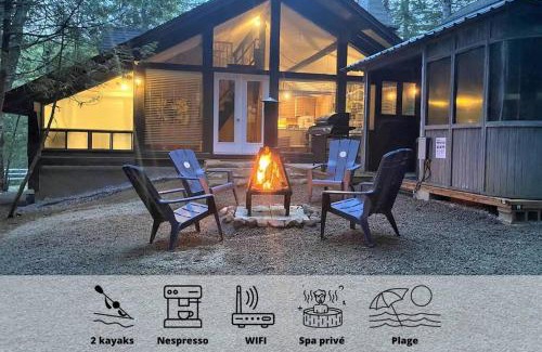 Sainte-Lucie-des-Laurentides House | Le1603 - Le Petit Caribou - Chalet spa et plage