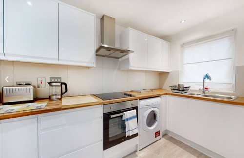 Hackney Wick Apartment | LEA - Elegant 1bed flat w/parking 5 min to Hackney Wick