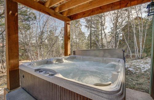 Deadwood House | Lead Home with Pool Access 3 Mi to Terry Peak Mtn!