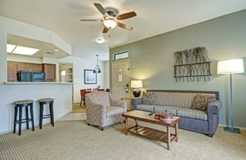 Ahwatukee Foothills Resort | Learn about American Indian arts and culture!