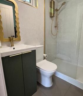 Horsforth Apartment | Leeds Airport & Trinity Uni Guest House